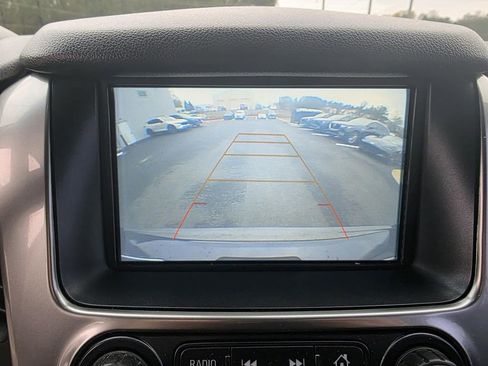 Used 2018 Chevrolet Tahoe LS image 19