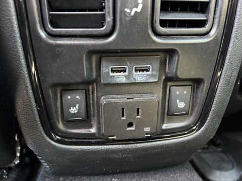 Used 2022 Dodge Durango R/T image 32