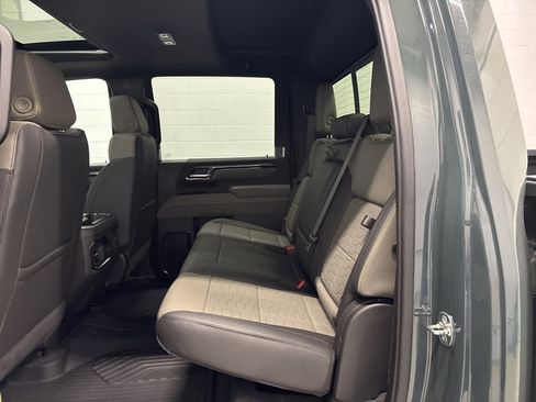 New 2026 Chevrolet Silverado 2500 ZR2 image 13