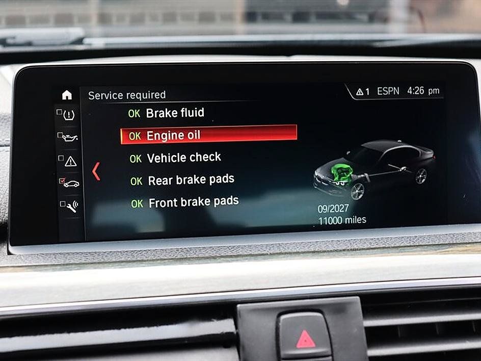 Used 2018 BMW 330i xDrive Sedan AWD/4WD image 27