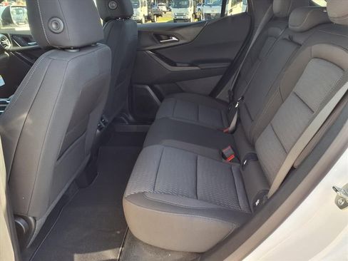 New 2026 Chevrolet Equinox LT image 7