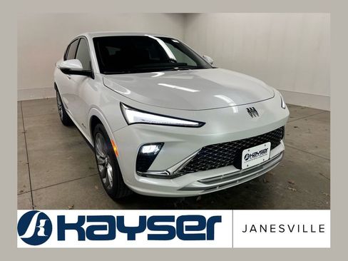 New 2026 Buick Envista Avenir image 1