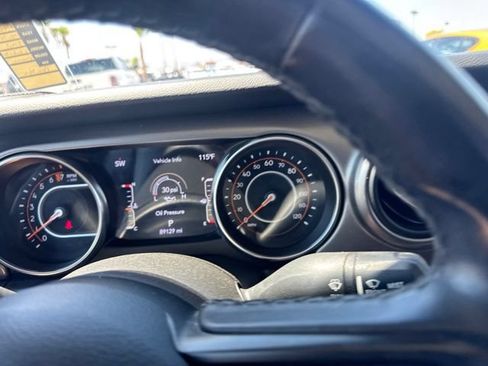 Certified 2021 Jeep Gladiator Sport AWD/4WD image 20