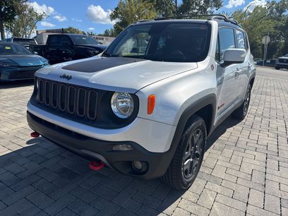 Used 2018 Jeep Renegade Trailhawk w/ UConnect 8.4 Nav Group