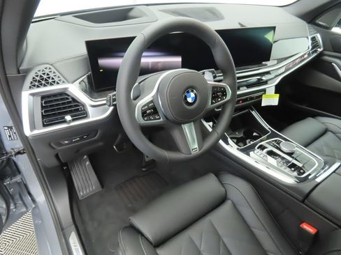 New 2026 BMW X5 sDrive40i w/ M Sport Package image 9