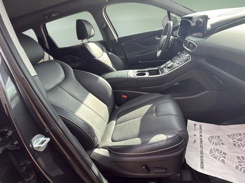 Used 2021 Hyundai Santa Fe Limited image 15