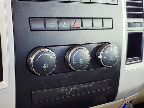 Used 2010 Dodge Ram 1500 Truck SLT w/ Luxury Group image 22