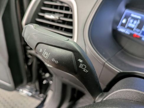 Used 2024 Ford Edge SE w/ Black Appearance Package AWD/4WD image 21
