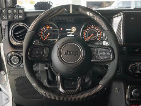 Used 2024 Jeep Wrangler Unlimited Rubicon 392 AWD/4WD image 20