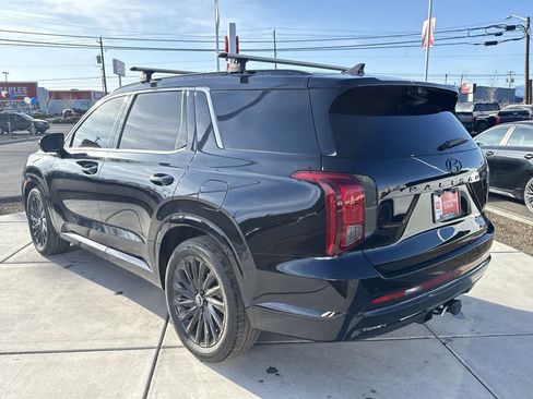 Used 2024 Hyundai Palisade Calligraphy image 5