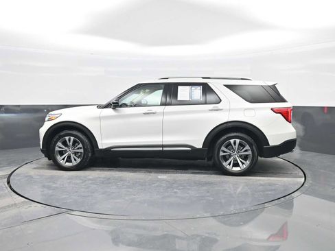 Used 2020 Ford Explorer Platinum w/ Premium Technology Package image 5
