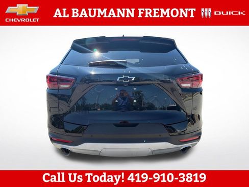 Used 2025 Chevrolet Blazer LT w/ Convenience Package FWD image 5