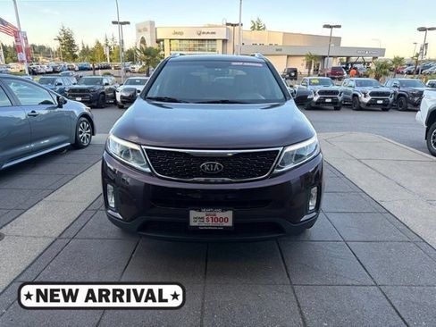 Used 2014 Kia Sorento LX w/ Premium Package FWD image 1