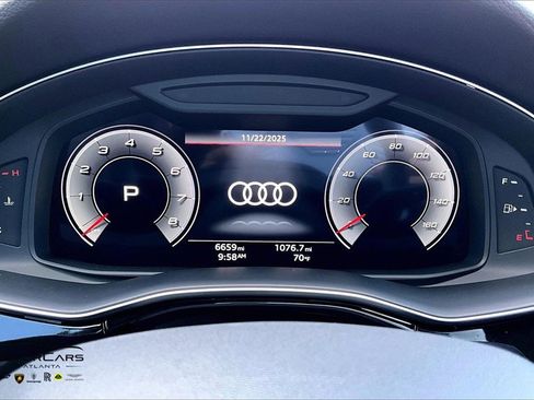 Used 2025 Audi SQ7 Prestige image 17