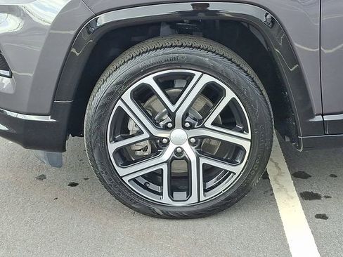 Used 2024 Jeep Compass Limited w/ Elite Group image 8