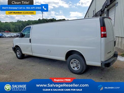 Used 2021 Chevrolet Express 2500 Extended RWD image 3