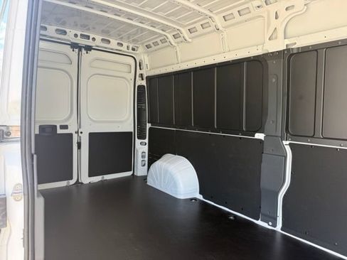 New 2026 RAM ProMaster 2500 w/ Convenience Group FWD image 12