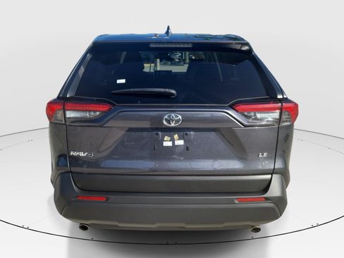 Used 2024 Toyota RAV4 LE FWD image 6