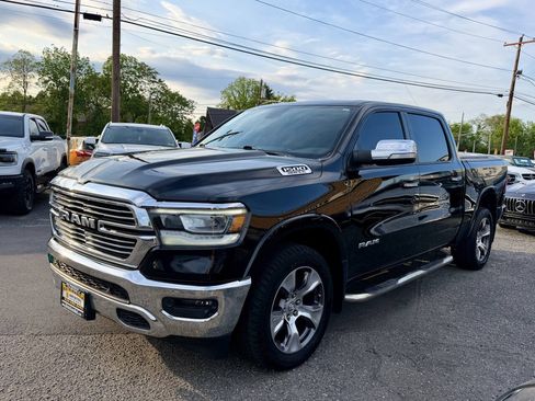 Used 2020 RAM 1500 Laramie AWD/4WD image 9