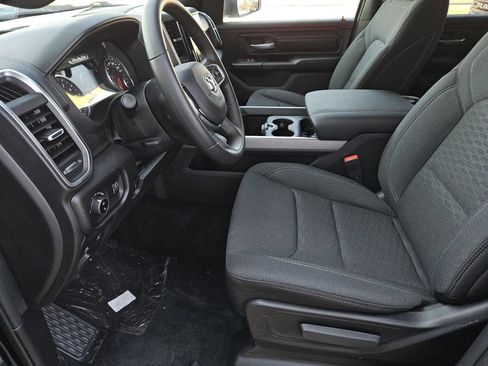 New 2026 RAM 1500 Express AWD/4WD image 23