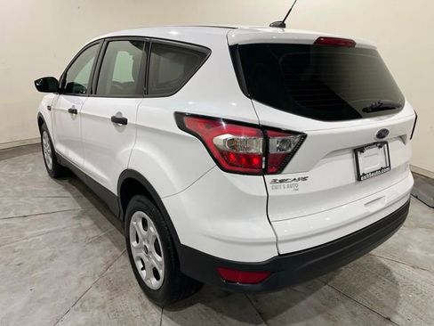 Used 2018 Ford Escape S image 9