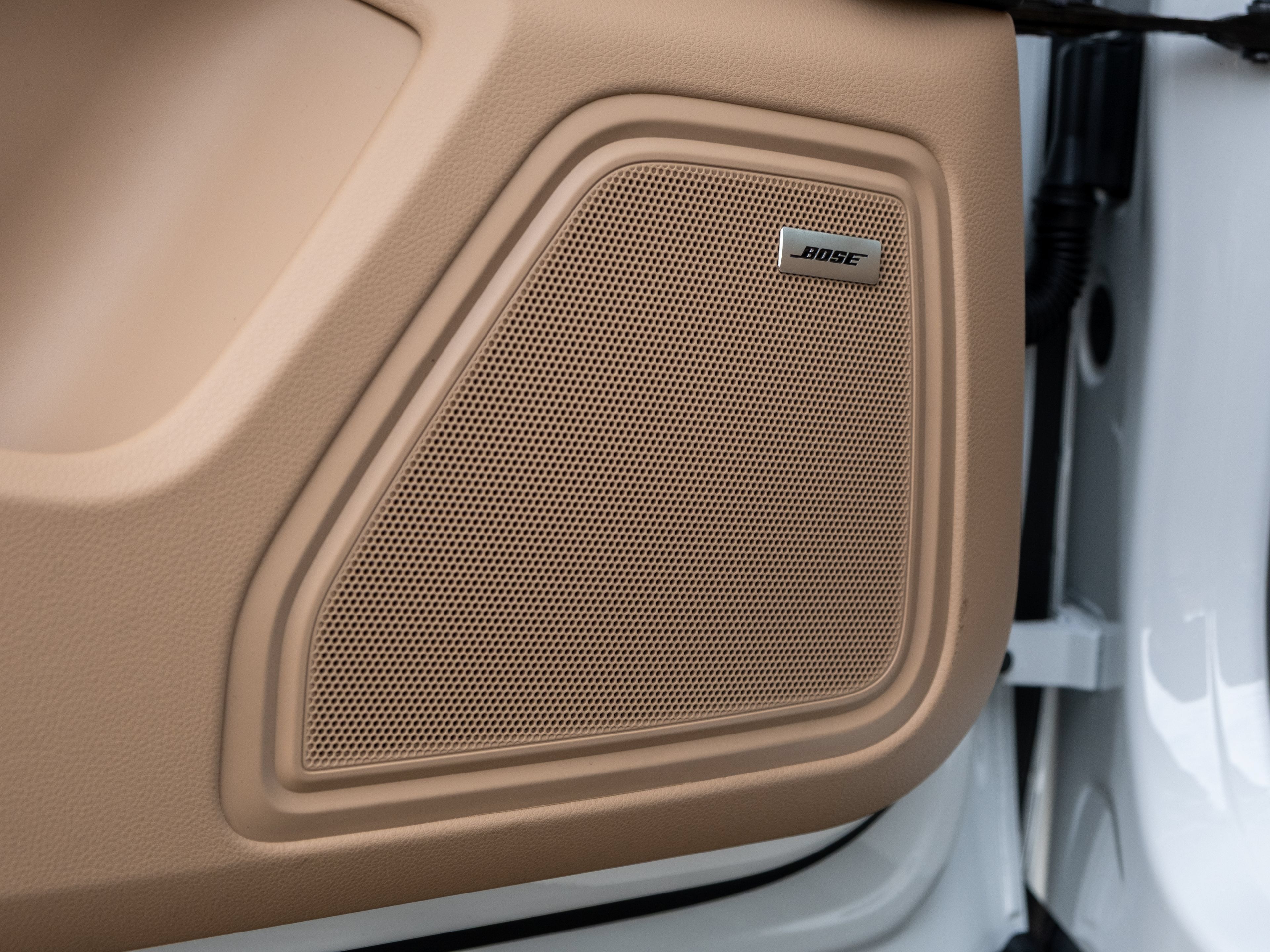 Certified 2026 Porsche Macan AWD/4WD image 39