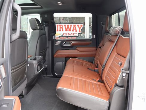 New 2026 GMC Sierra 3500 Denali Ultimate image 29