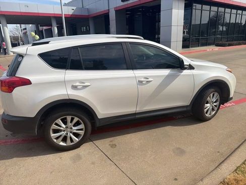 Used 2014 Toyota RAV4 Limited w/ Technology Package image 3