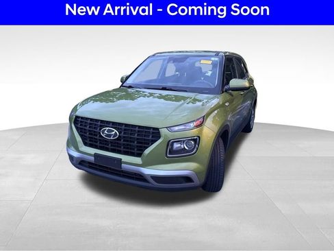 Certified 2022 Hyundai Venue SE w/ Cargo Package FWD image 1