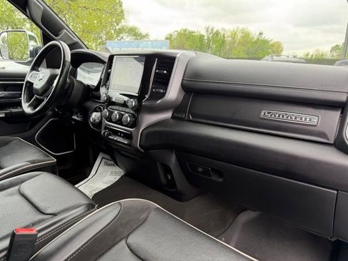 Used 2023 RAM 1500 Laramie AWD/4WD image 10