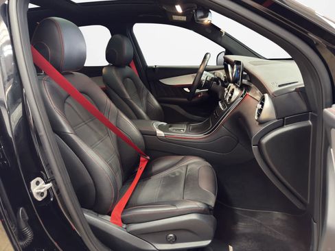 Used 2021 Mercedes-Benz GLC 43 AMG 4MATIC image 33