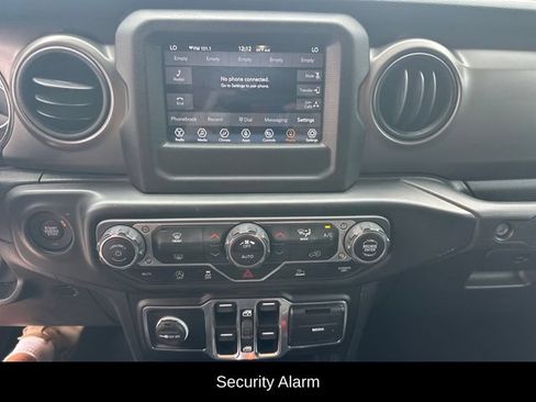 Used 2022 Jeep Gladiator Sport AWD/4WD image 17