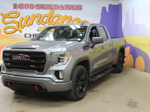 Used 2019 GMC Sierra 1500 Elevation w/ Elevation Value Package AWD/4WD image 2