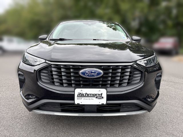 Certified 2025 Ford Escape Active FWD image 3