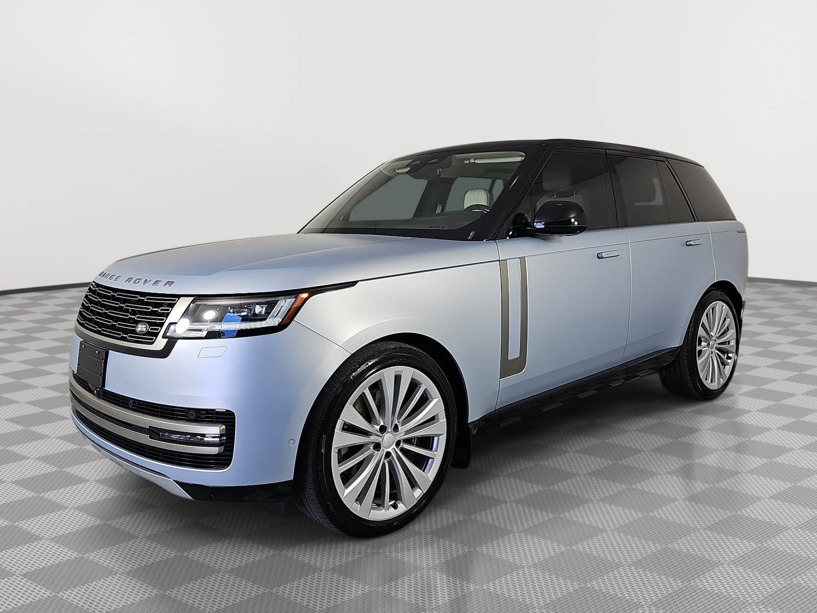 Used 2025 Land Rover Range Rover SE AWD/4WD image 4