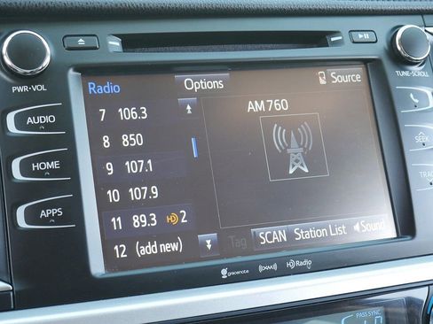 Used 2016 Toyota Highlander Plus AWD/4WD image 38