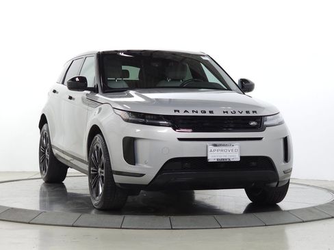 Used 2026 Land Rover Range Rover Evoque S AWD/4WD image 9
