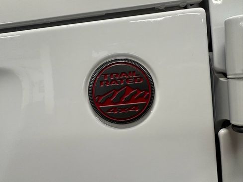 Used 2020 Jeep Wrangler Unlimited Rubicon AWD/4WD image 25