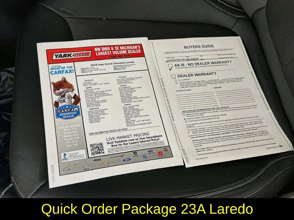 Used 2023 Jeep Grand Cherokee Laredo w/ Luxury Tech Group I AWD/4WD image 13