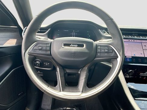 Used 2024 Jeep Grand Cherokee Limited 4xe AWD/4WD image 11