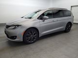 Used 2019 Chrysler Pacifica Touring Plus w/ S Appearance Package image 2