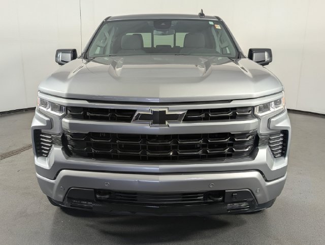 Used 2024 Chevrolet Silverado 1500 RST w/ Convenience Package II AWD/4WD image 3
