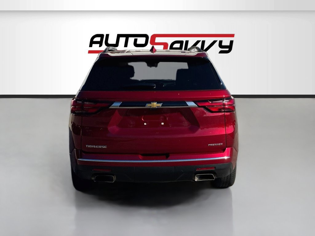 Used 2023 Chevrolet Traverse Premier w/ LPO, Floor Liner Package FWD image 6