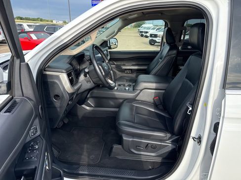 Used 2024 Ford Expedition Max XLT AWD/4WD image 18