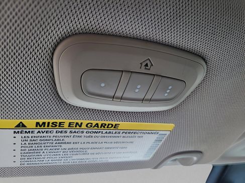 Used 2019 Chrysler Pacifica Touring Plus image 17