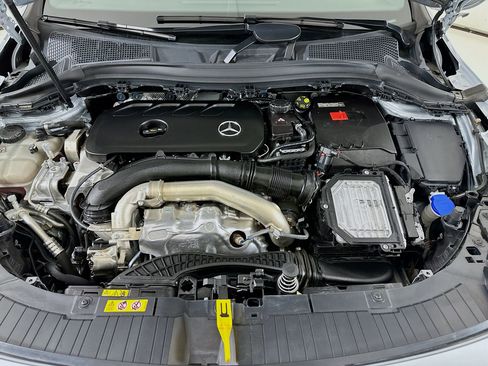 Used 2025 Mercedes-Benz GLA 250 image 31