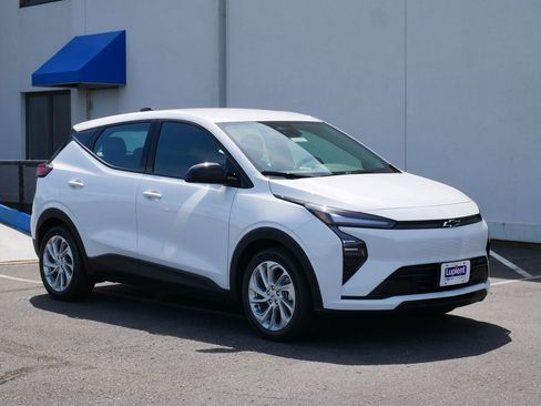 New 2027 Chevrolet Bolt LT w/ Comfort Package FWD image 1