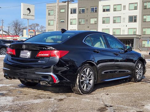 Used 2018 Acura TLX V6 SH-AWD w/ Technology Pkg image 9