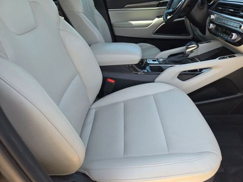 Certified 2022 Kia Telluride S FWD image 21