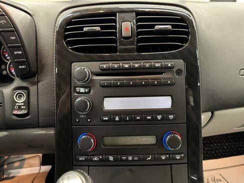 Used 2011 Chevrolet Corvette Grand Sport w/ Preferred Equipment Group image 31